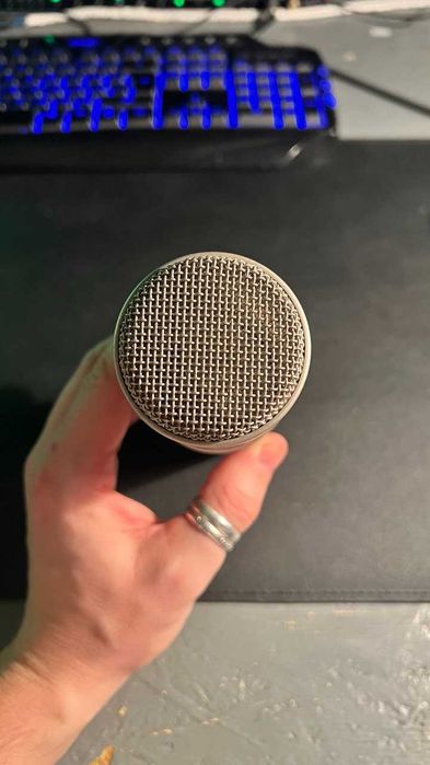 Студийный микрофон Rode K2