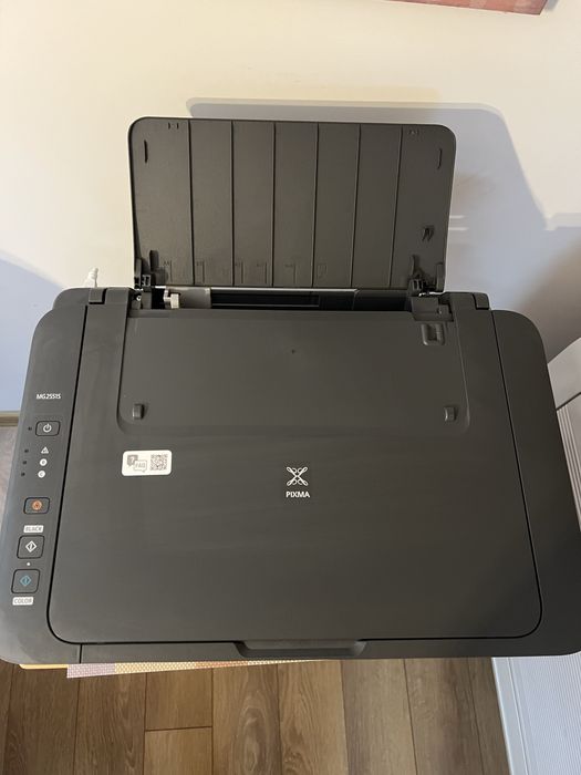Многофункционално мастиленоструено цветно устройство Canon Pixma