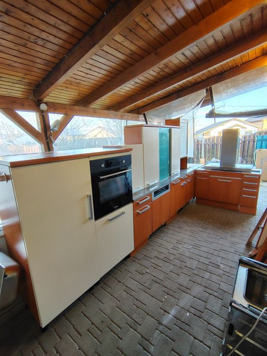 Mobila bucătărie DanKüche cu electrocasnice Neff/Bauknecht