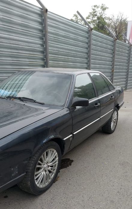 Автомобиль Ауди 200 кватро