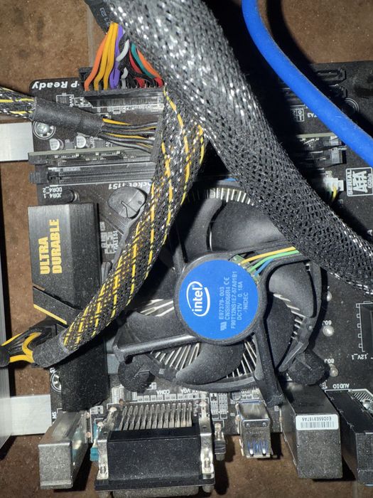 Копачка Mining Rig AMD Radeon 5600 XT 6GB