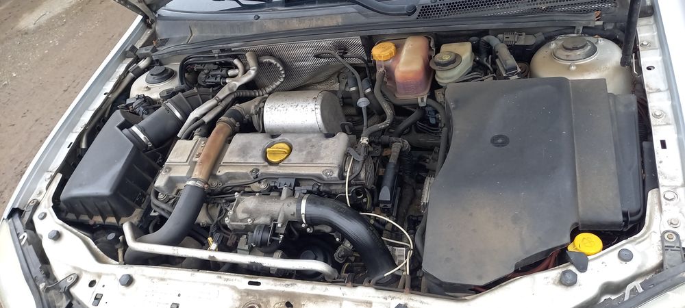 Opel Signum 2.0 DTI на части