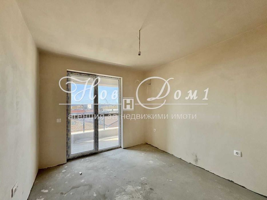 Продава се Тристаен апартамент в Варна, Бриз - 83 кв.м за 1510 €/кв.м - Снимка #2