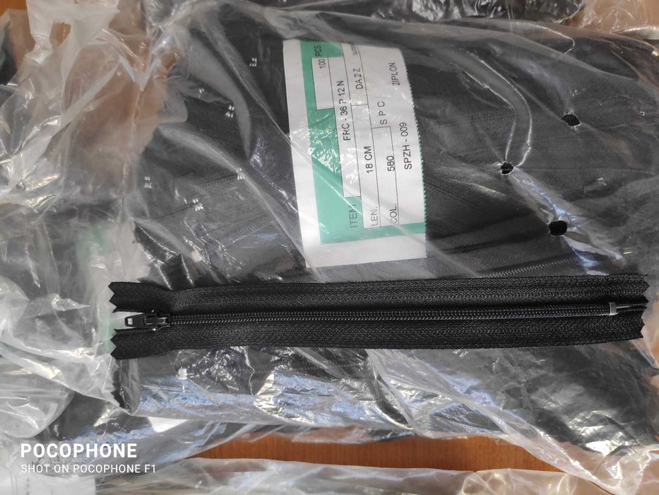 Метални и Пластмасови ципове, шивашки конци наедро, Топ цени