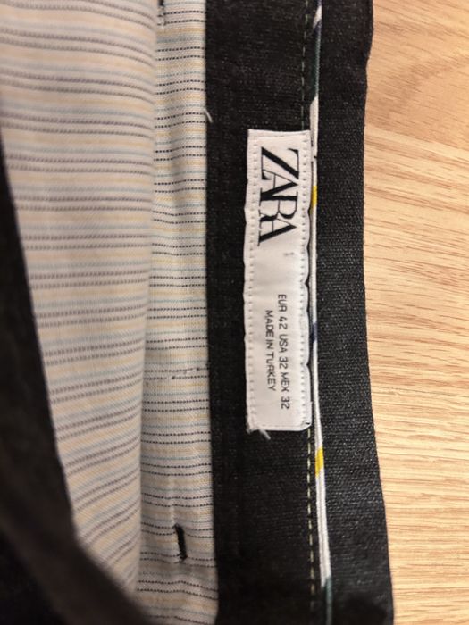 Pantaloni Chinos Zara 42