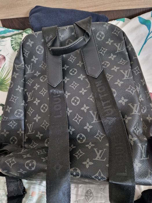 Rucsac Louis Vuitton, model 2026, preț fix