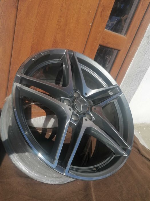 Оригинални 19 джанти за Mercedes C63 AMG