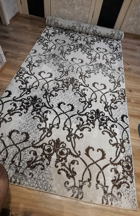 Продам палас 148х440