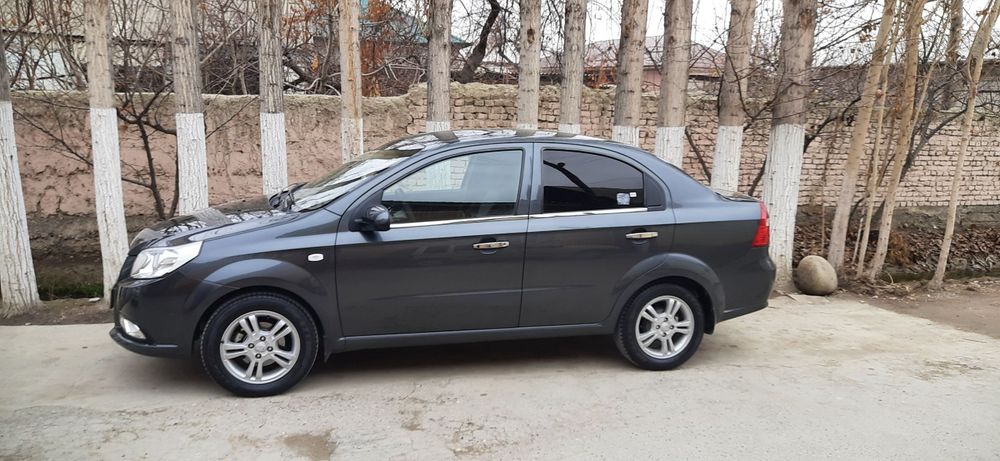 Сотилади срочно нехсия 3 автомат