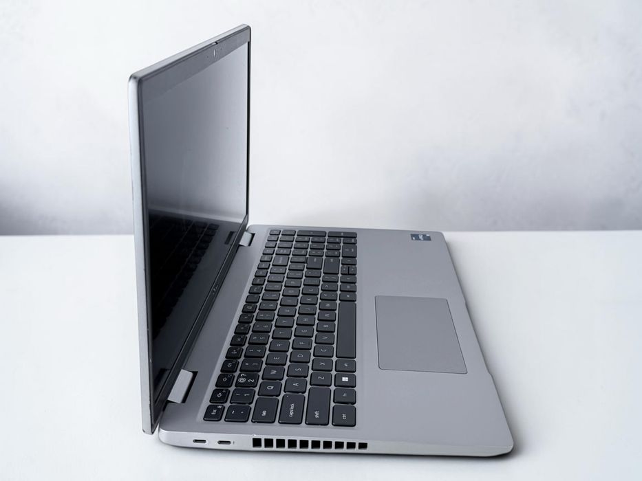 Лаптоп Dell Precision 3571 15.6" Full HD Intel Core i9-12900H 16GB RAM 512GB SSD Nvidia T600