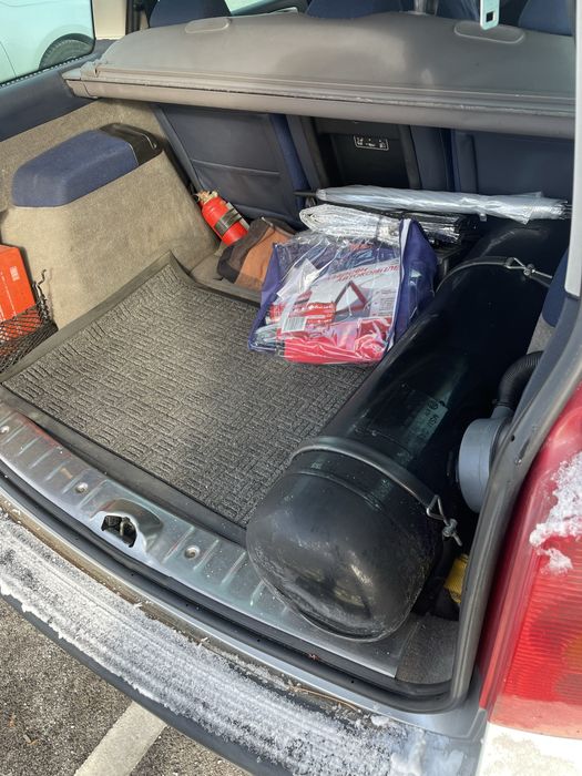 Пежо 307sw 2.0 136кс. Газ,бензин.