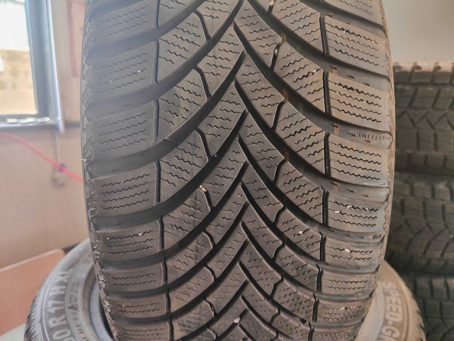 2бр. зимни гуми 225/50/17 Semperit