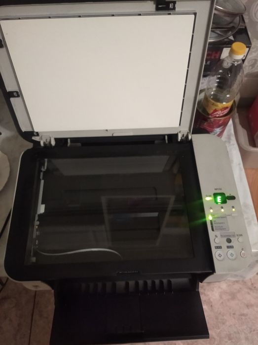 Продам принтер Canon срочно!