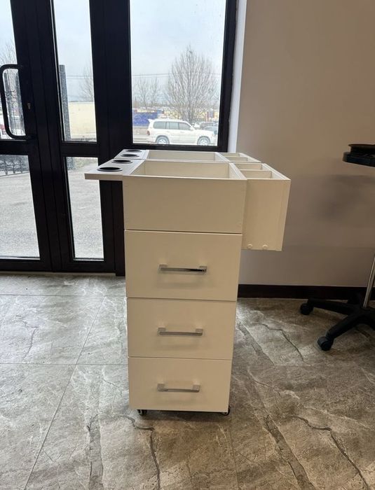 Помошник для парикмахера