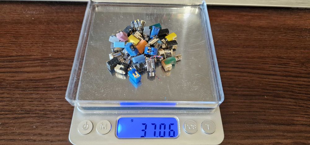 950 гр. електронна скрап