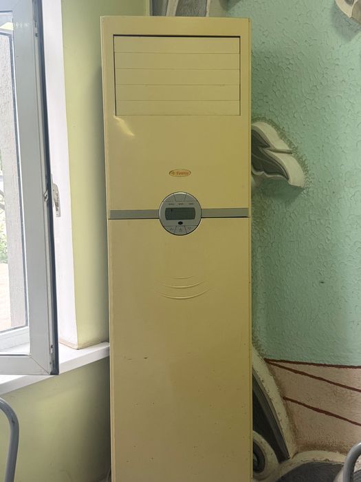 Продаётся кондиционер колонный 24