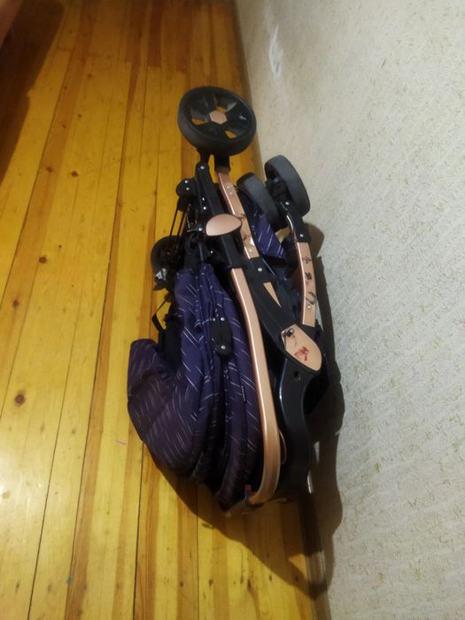 Продам детскую коляску