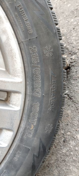 Автомобильные диски с зимней  резиной