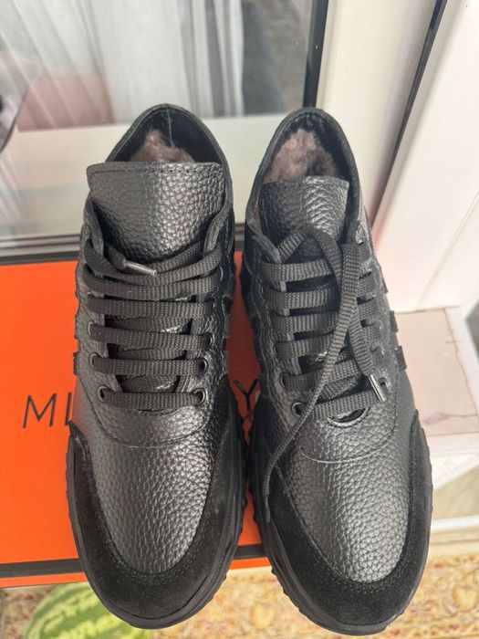 Продам обувь новую