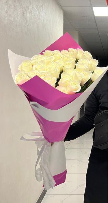 Белый роза букет метровый