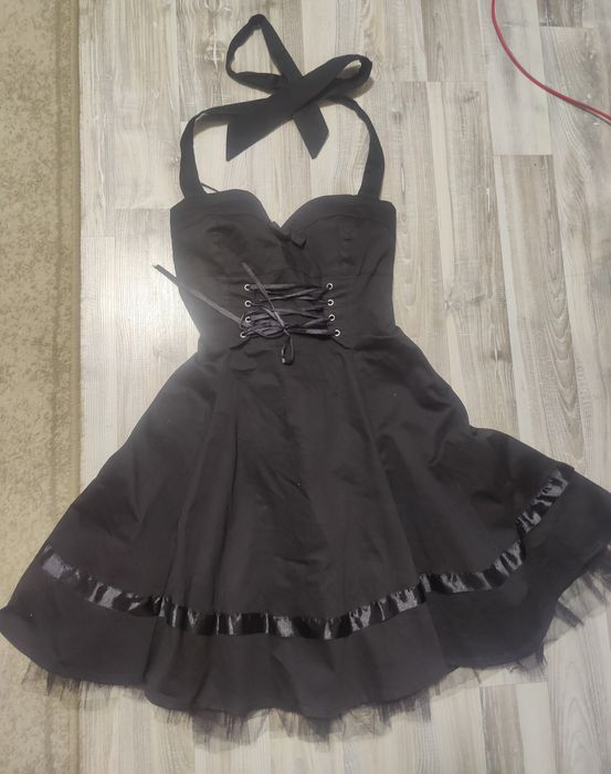 Черна къса рокля