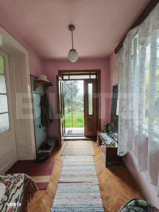 Casa de vazare, 175 mp, teren 6200 mp, exclusiviate, zona Centrala Tur