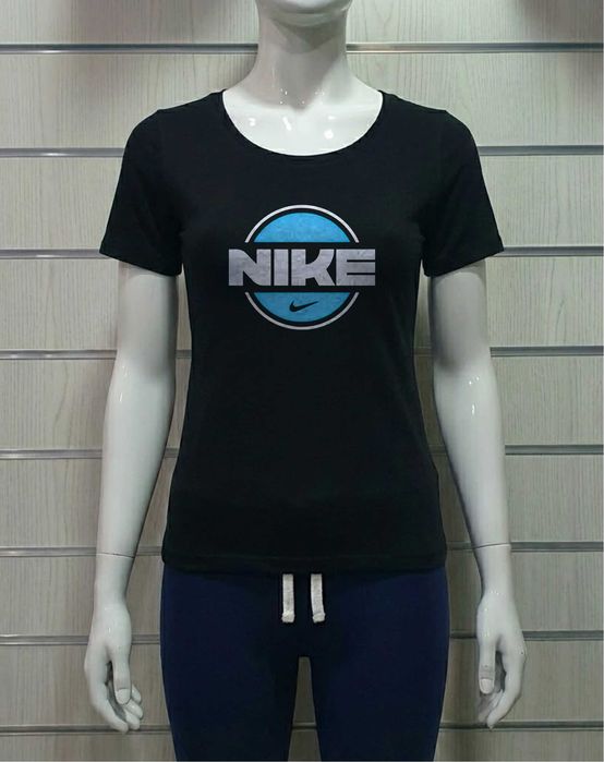 Nike дамска тениска , тениски с къс ръкав нови с етикет