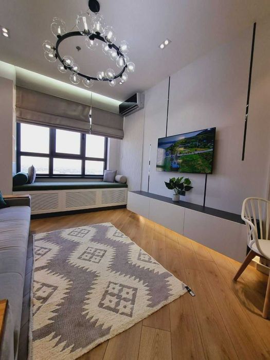 Сдам просторную 2х ком кв-ру 2\9\12   ул. Шота Руставели Р7