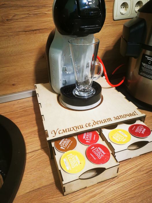Кутия за капсули Dolce gusto