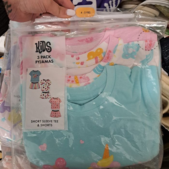 Pijamale scurte 4 5 ani