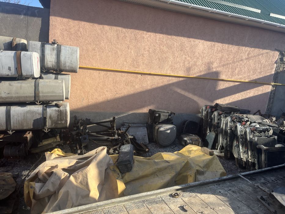 Запчасть грузовых