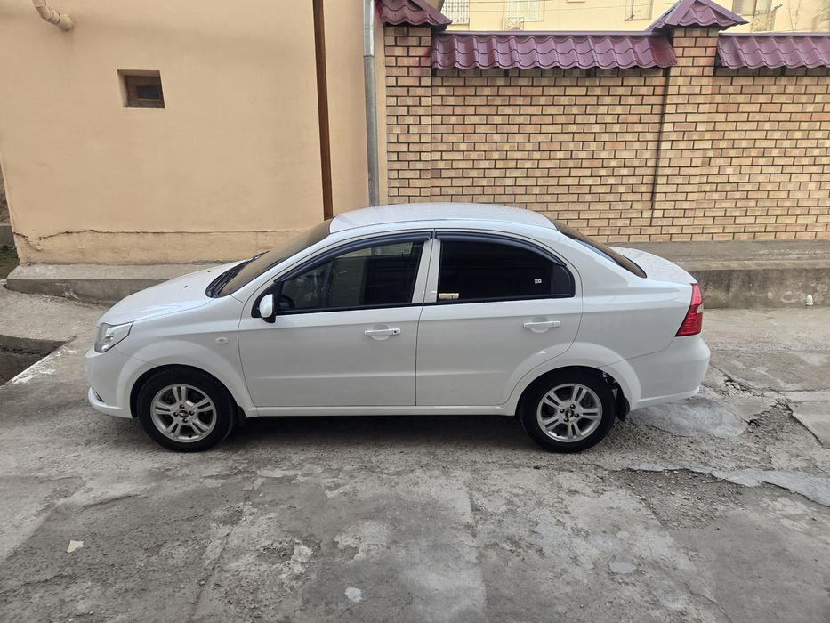 Neksa 3 avtomat 4 pazitsa