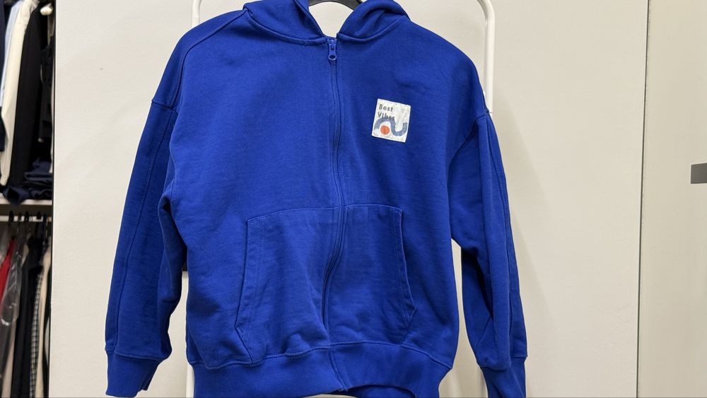 Детская кофта с капюшоном рост 130-140см