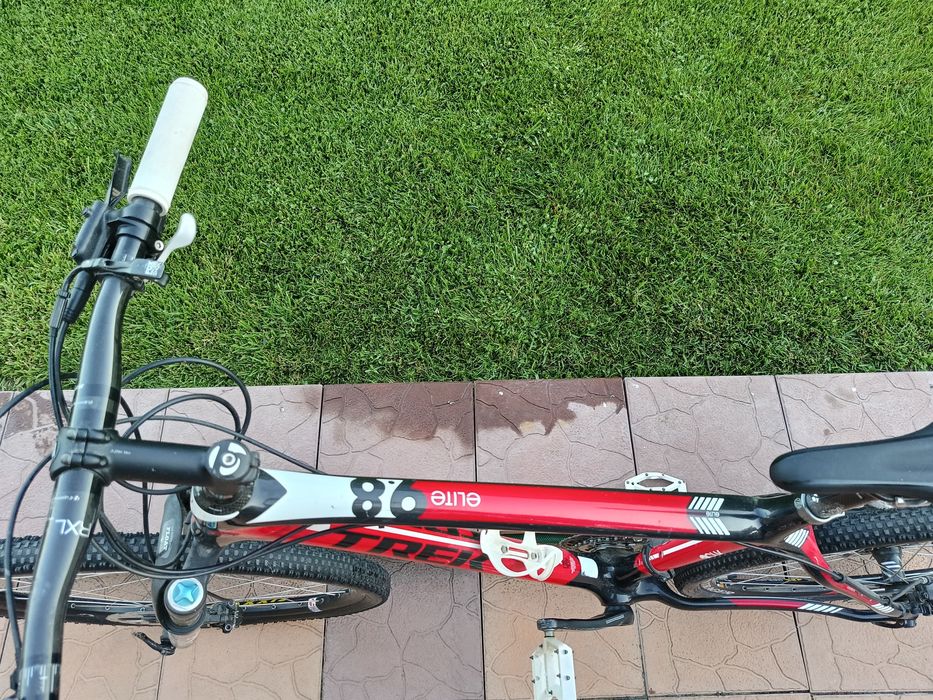 Trek elite 9.8 carbon full xt