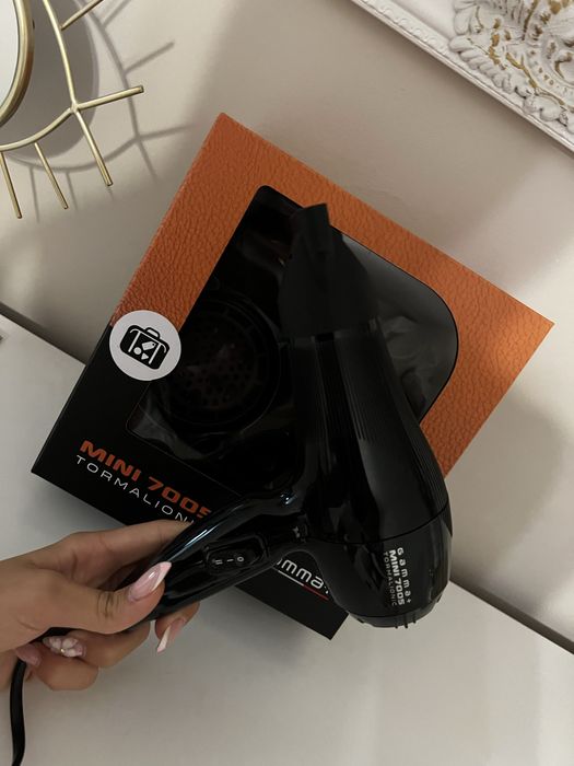 Професионален мини сешоар