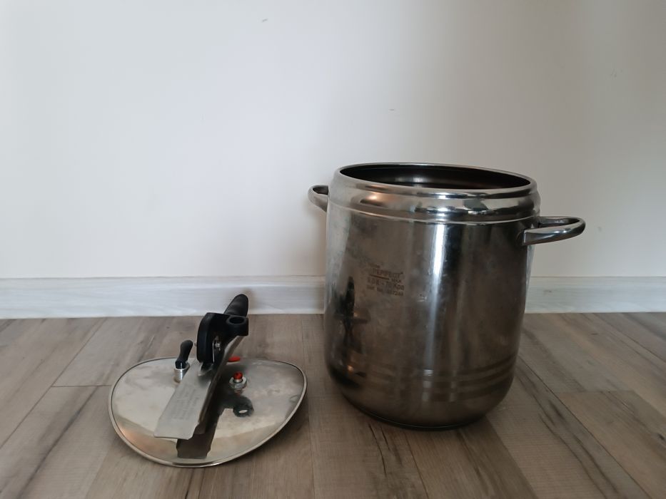 Тенджера под налягане Home Perfect Max- 9 л.