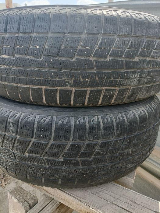 Продам зимние шины бу