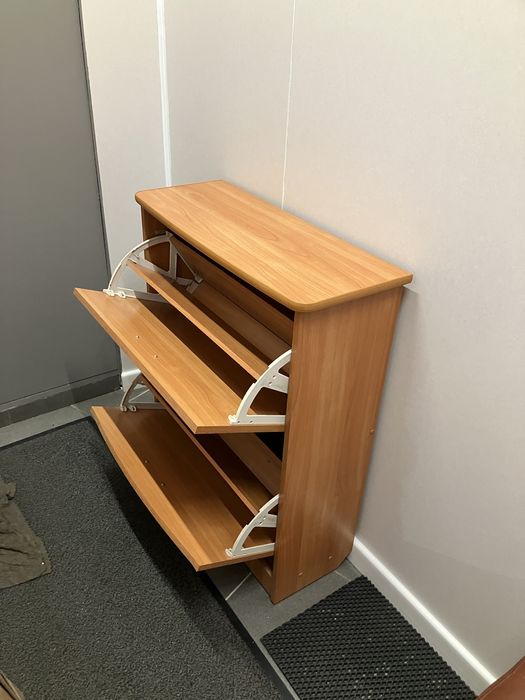 Продам обувницу в идеальном состоянии