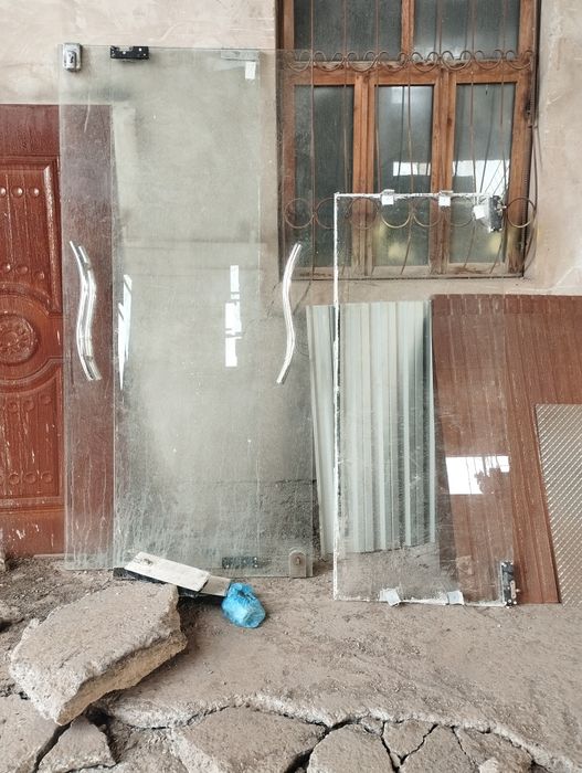 Steklo oyna sotiladi