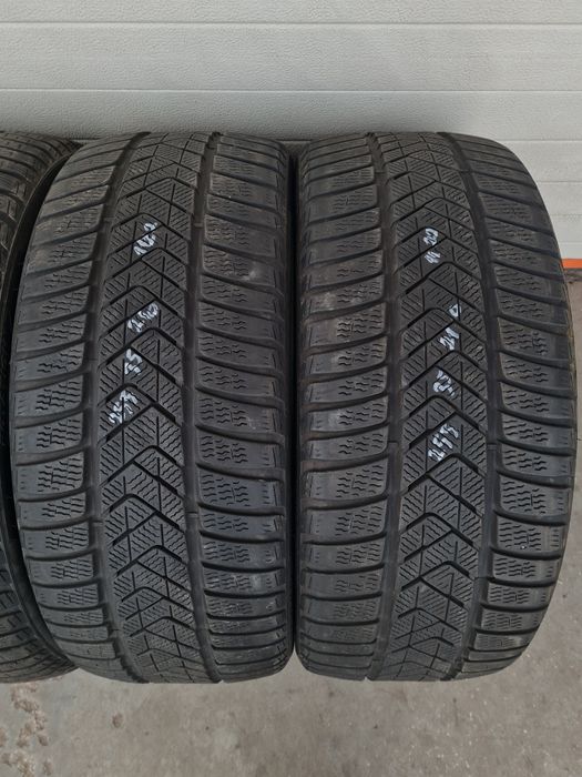 Зимни гуми 4 броя PIRELLI SottoZero3 255 35 R21 дот 1122