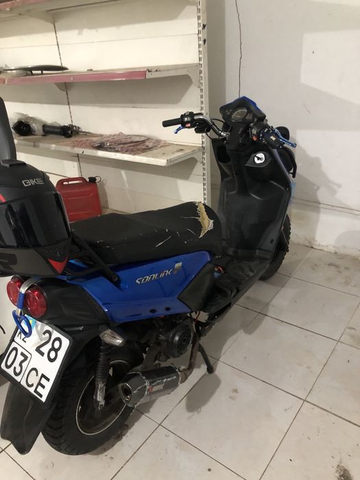 Продам бумер 150куб заряжка