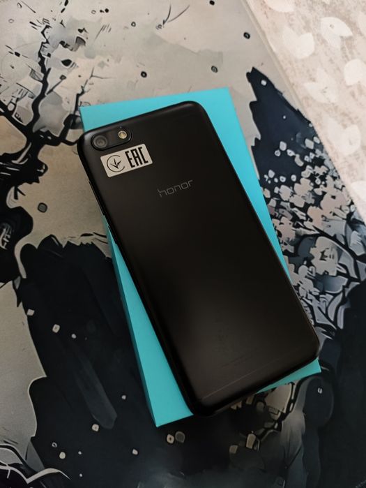 4G Смартфон Huawei Honor 7A 16/2gb. Телефон
