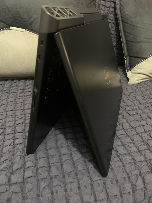Dell игровой gaming i7 7700HQ GTX 1050Ti 16/256/1000
