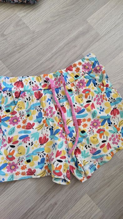 Летни лотове Zara, DKNY, Benetton, HM, Reserved, Waikiki 122 см