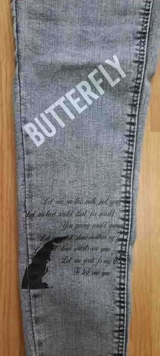 Blugi slim fit noi