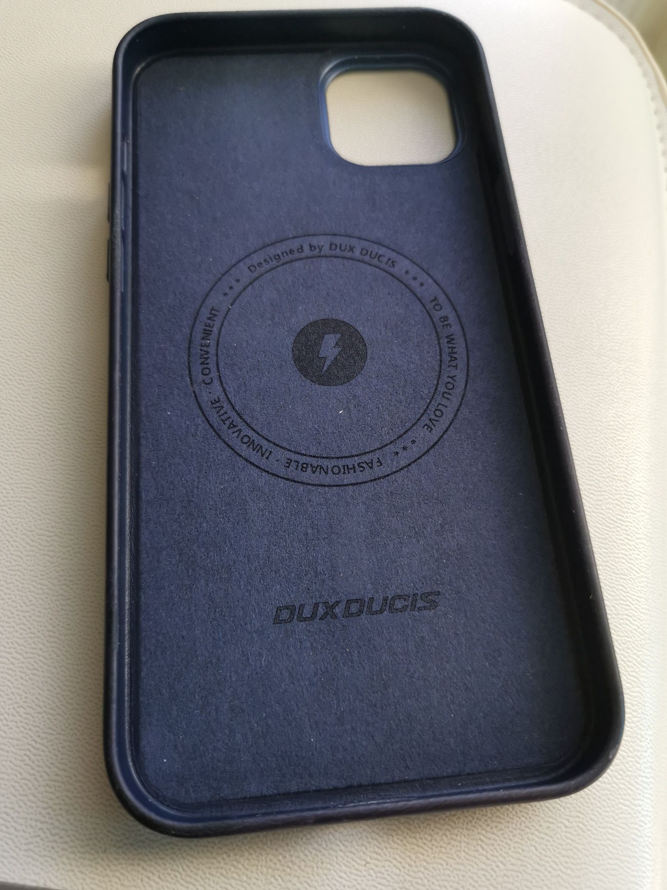 Кожен калъф за Айфон 14 плюс гр. Карнобат • OLX.bg