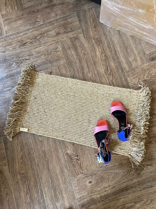 Килим  ръчна изработка – топлина и текстура под краката в