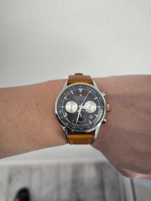 Часовник Jacques Lemans