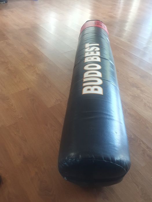Vând sac de box Budo Best
