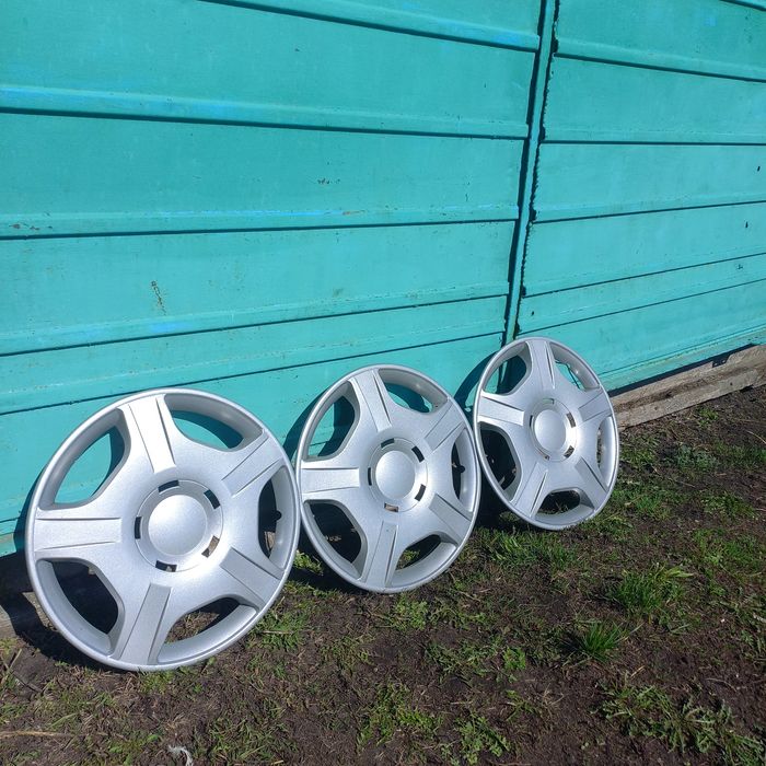 Продам колпаки на 15